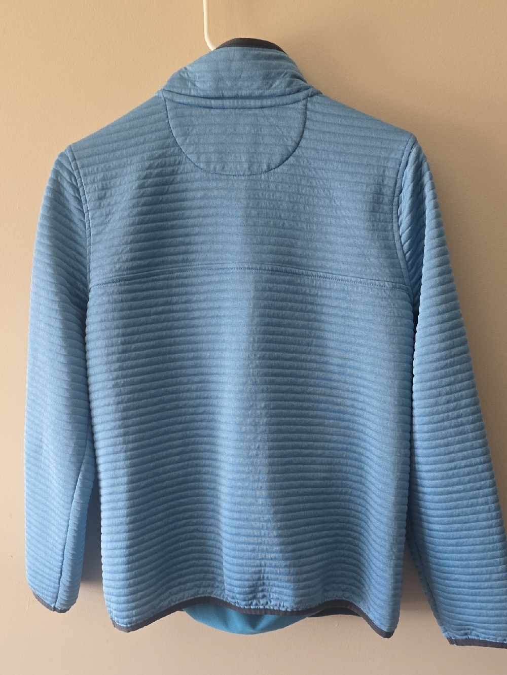 L.L.Bean Airlight Knit Pullover Blue - Picture 2 of 6